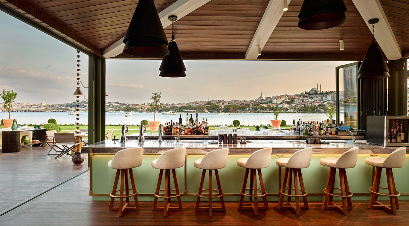 lobby bar